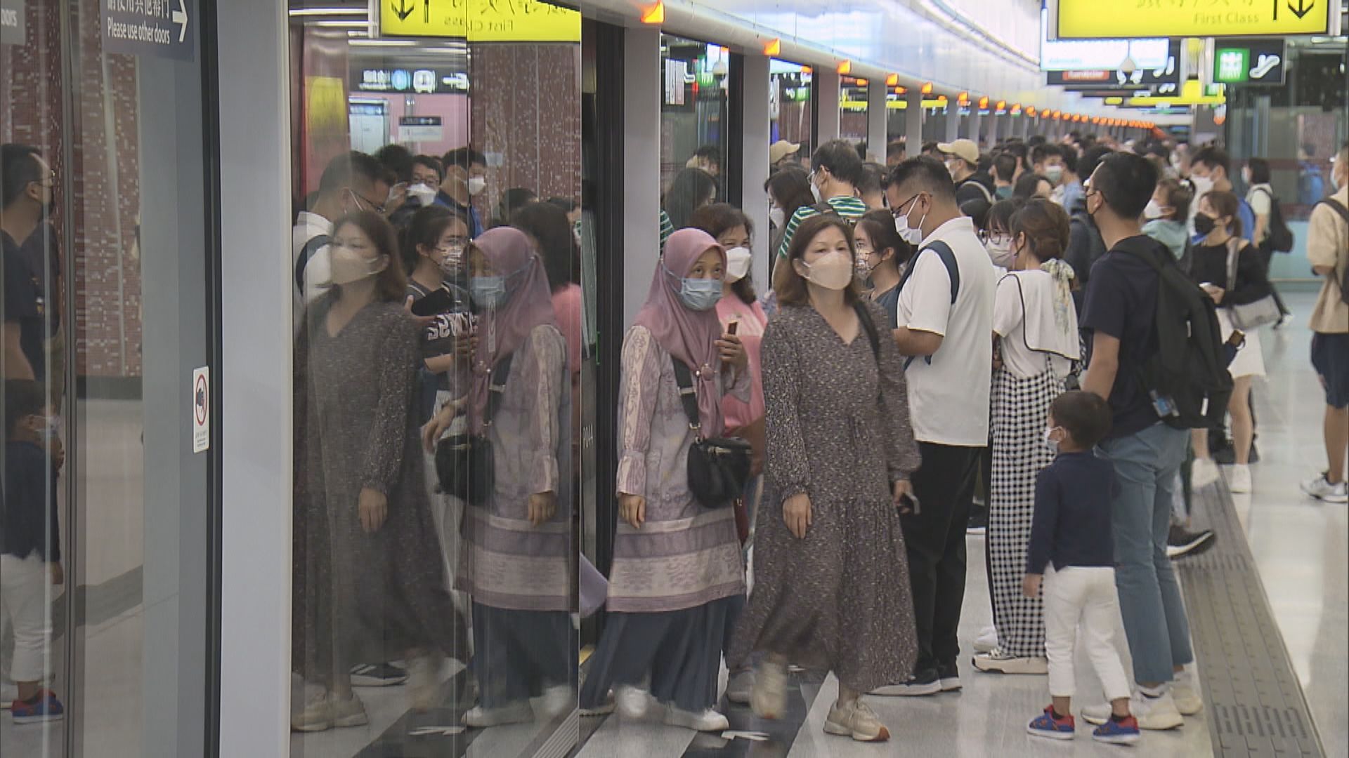 港鐵中秋節晚加密列車班次　不提供通宵列車服務