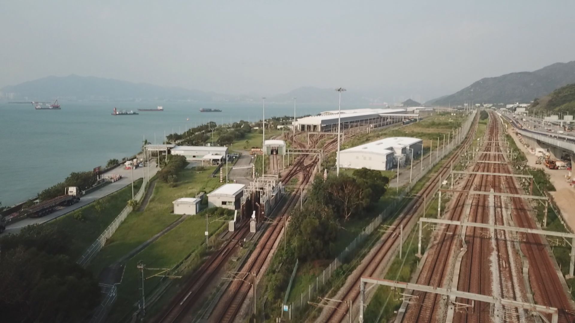 港鐵小蠔灣第一期項目下午截標