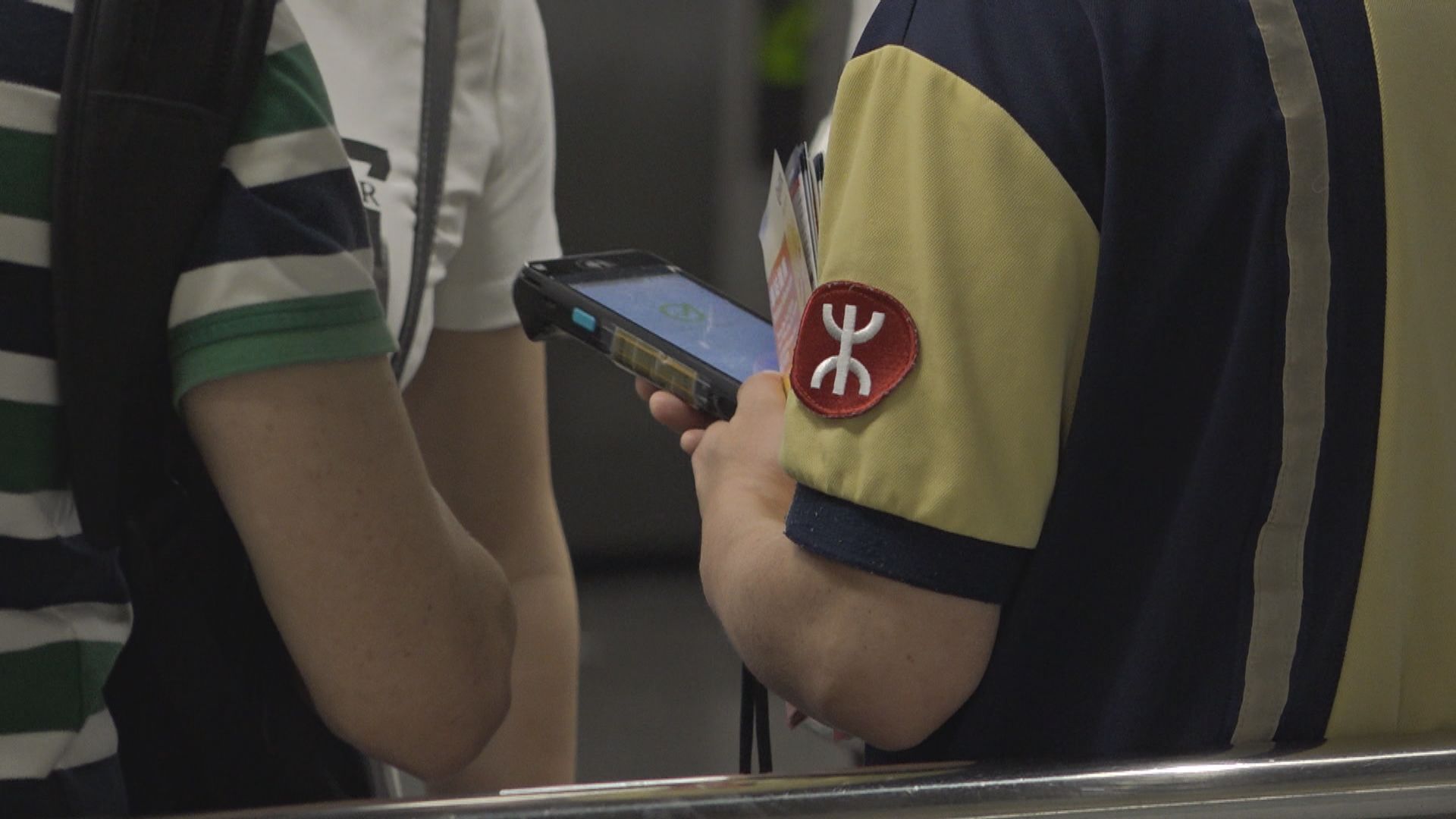 港鐵9日內發現671宗逃票 其中89宗涉兩元優惠