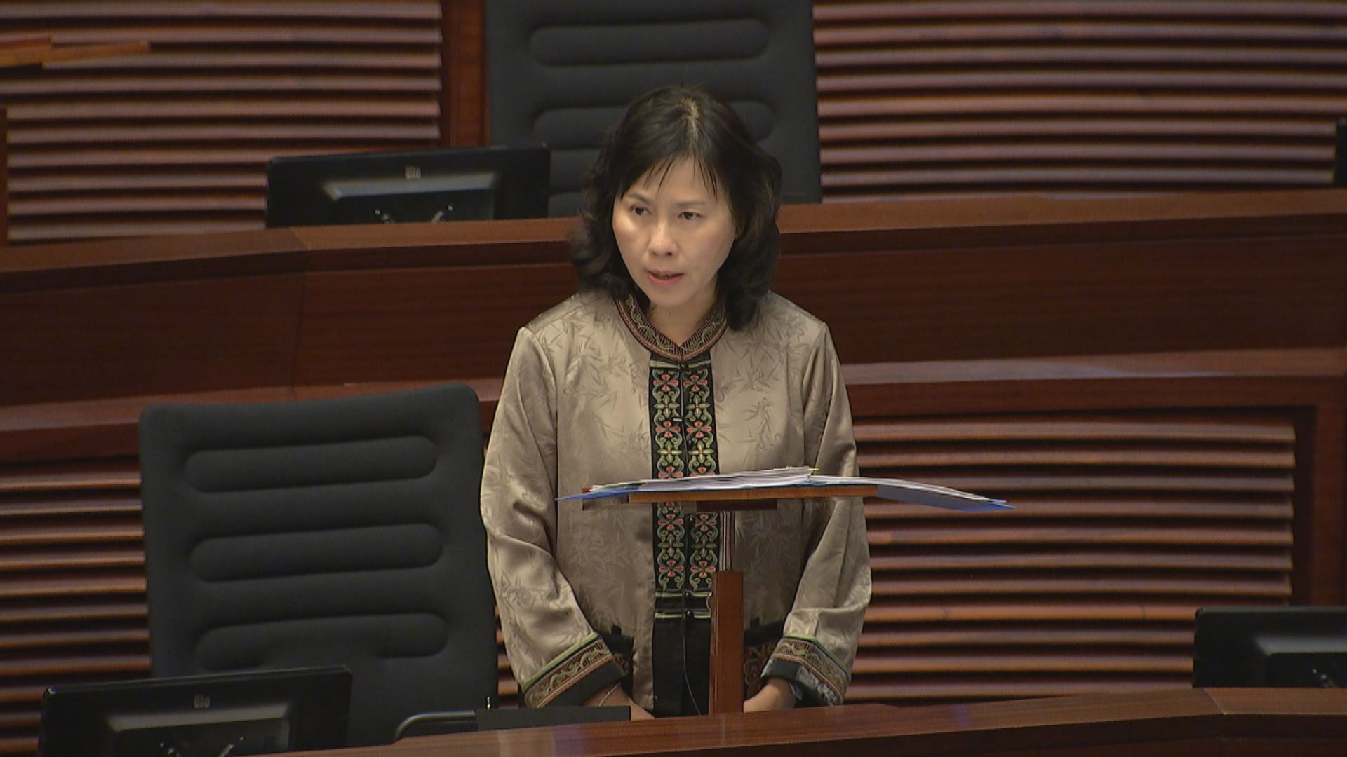 將軍澳綫停駛｜陳美寶高度關注　要求港鐵盡快交報告