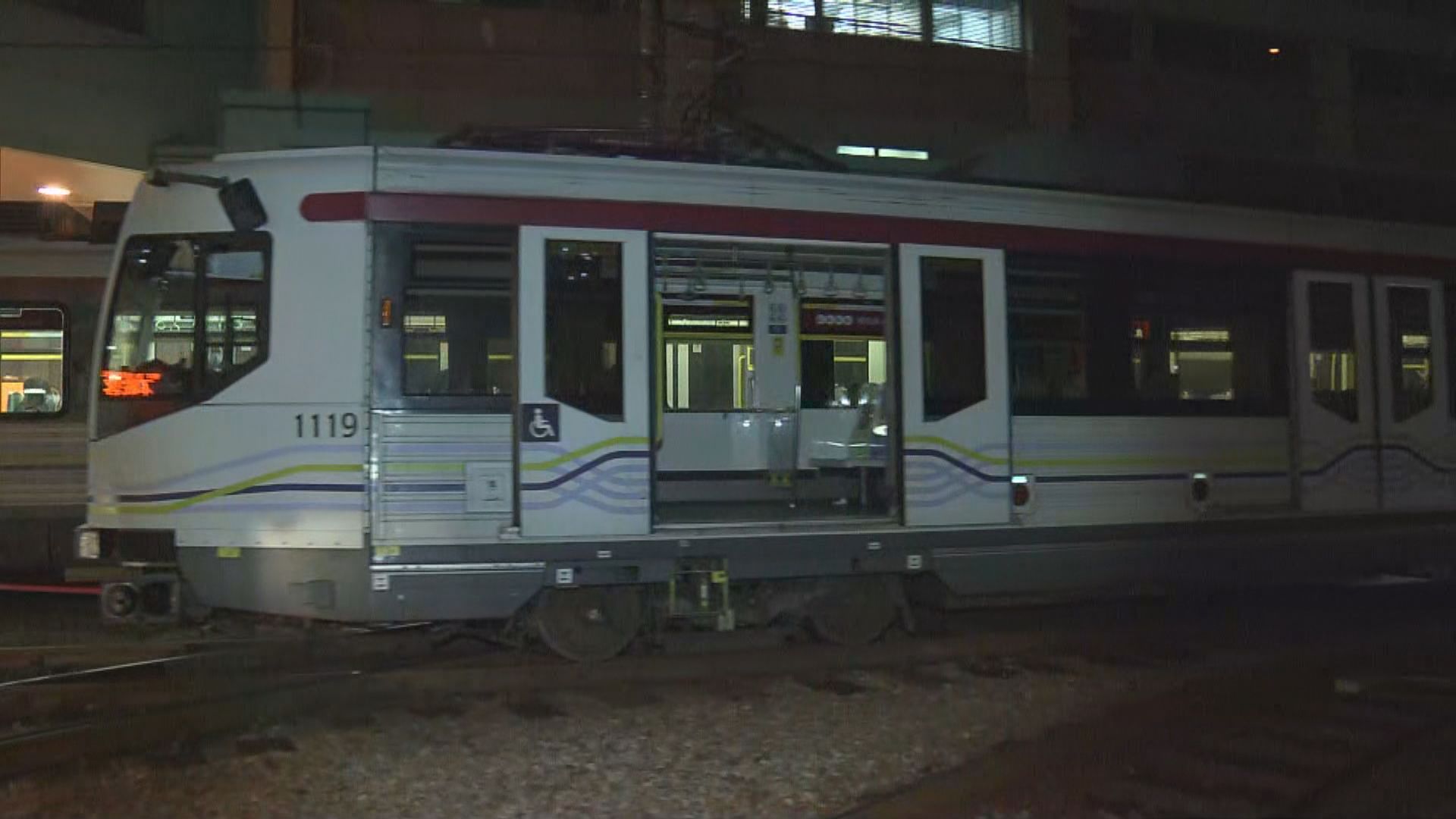 輕鐵兆康站列車出軌　港鐵安排免費接駁巴士