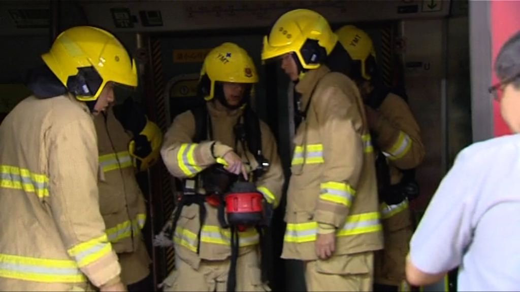 東鐵列車一度冒煙　服務未受影響