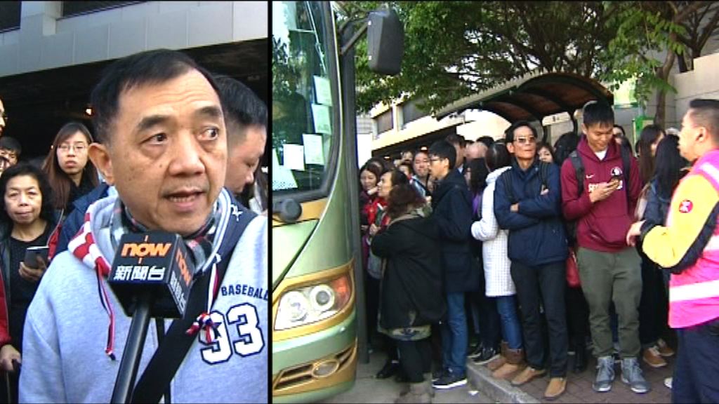 東鐵綫信號故障癱瘓兩小時　乘客批港鐵欠應變