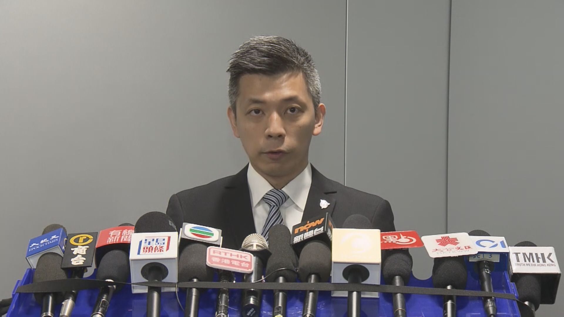 元朗康樂路謀殺案　警拘7男1女