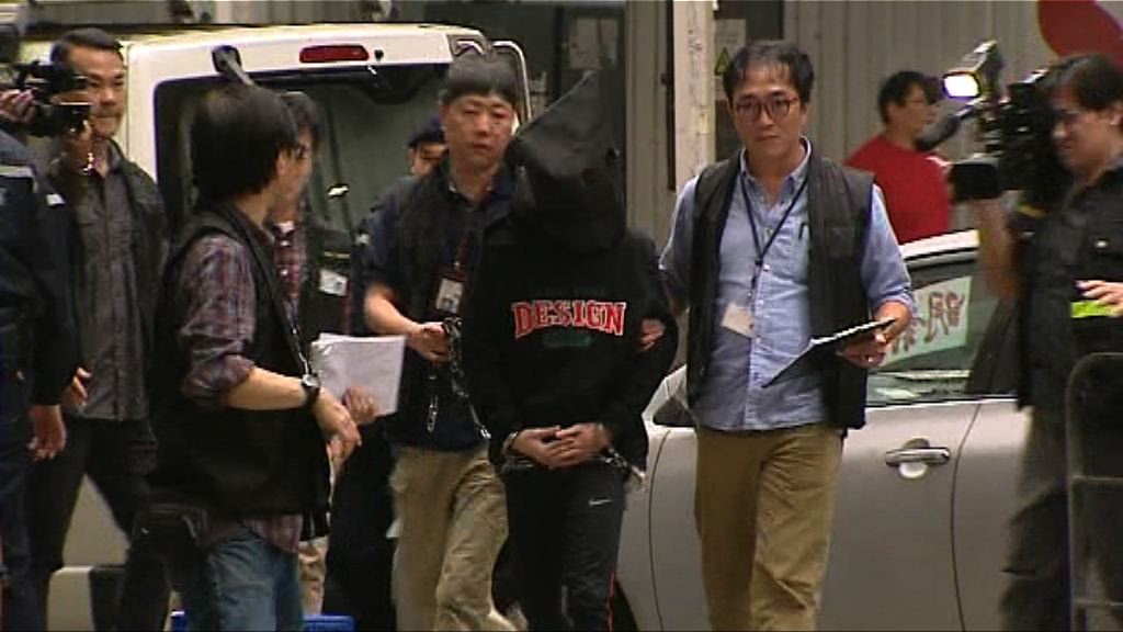 荃灣水泥藏屍案　疑犯到現場重組案情