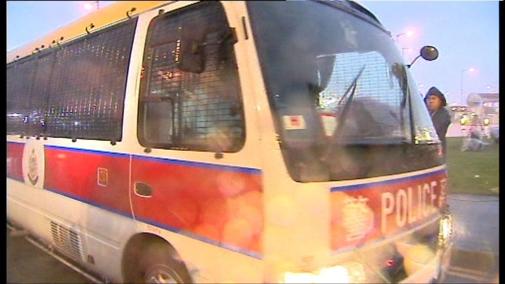 水泥藏屍案　三疑犯抵港後被捕