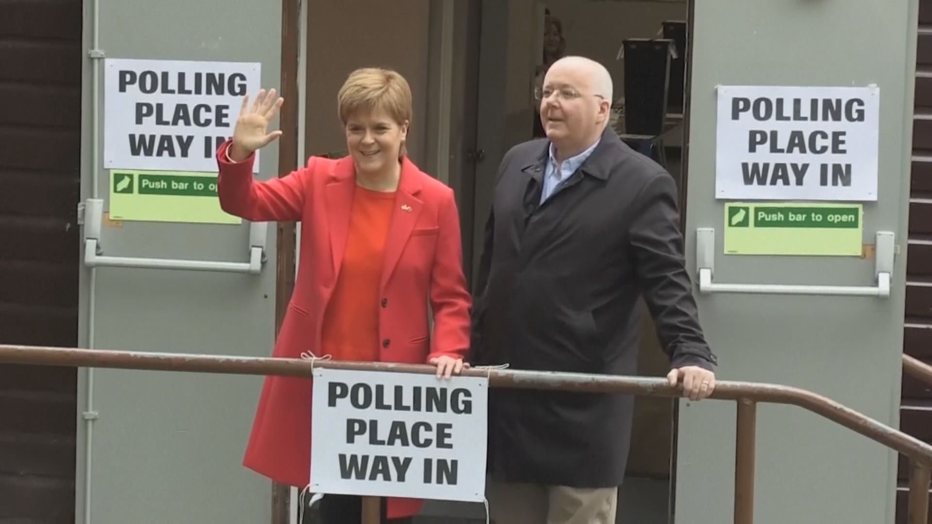 蘇格蘭前首席部長施雅晴丈夫默雷爾被捕