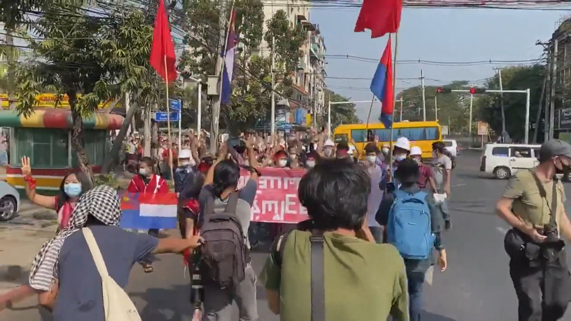 監察組織：緬甸互聯網流量大減　料正實施全國封網