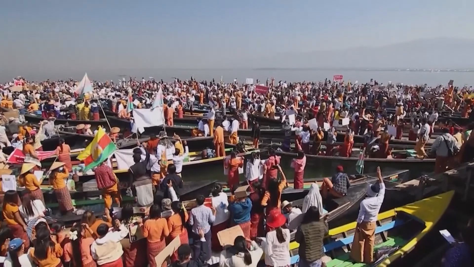 緬甸連續第六日爆發示威　據報軍方正草擬網絡安全法案