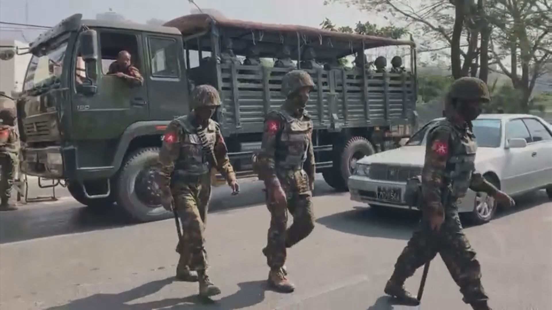 緬甸局勢轉趨緊張　仰光等多個大城市有軍車部署