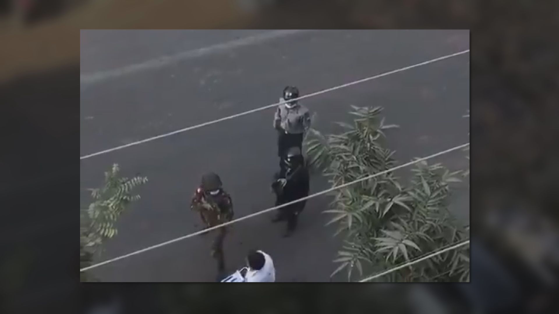 緬甸傳媒：曼德勒有保安部隊發射橡膠子彈驅趕示威者　多人受傷