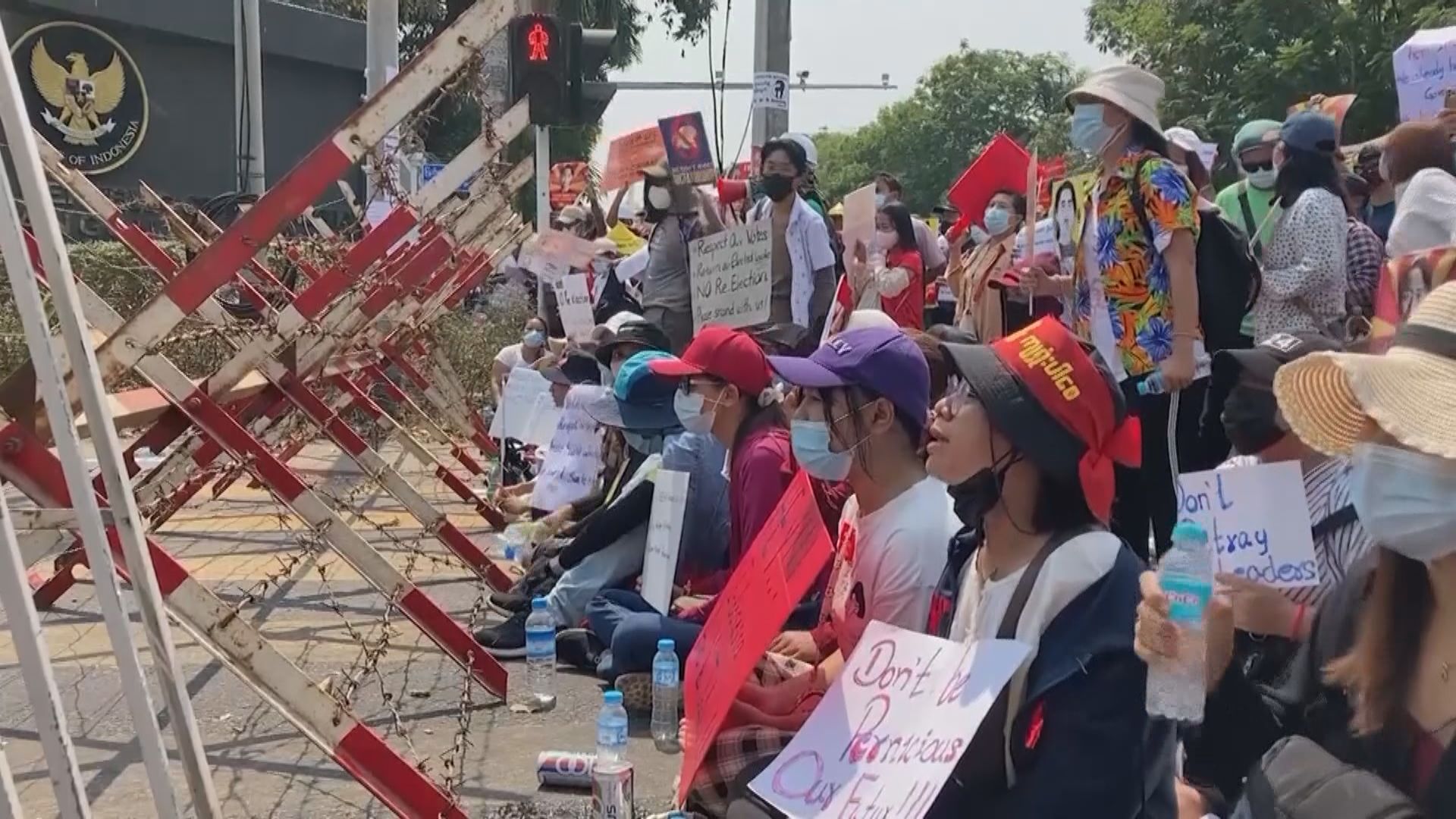 緬甸示威持續　國防軍總司令稱至今僅四人死不算嚴重