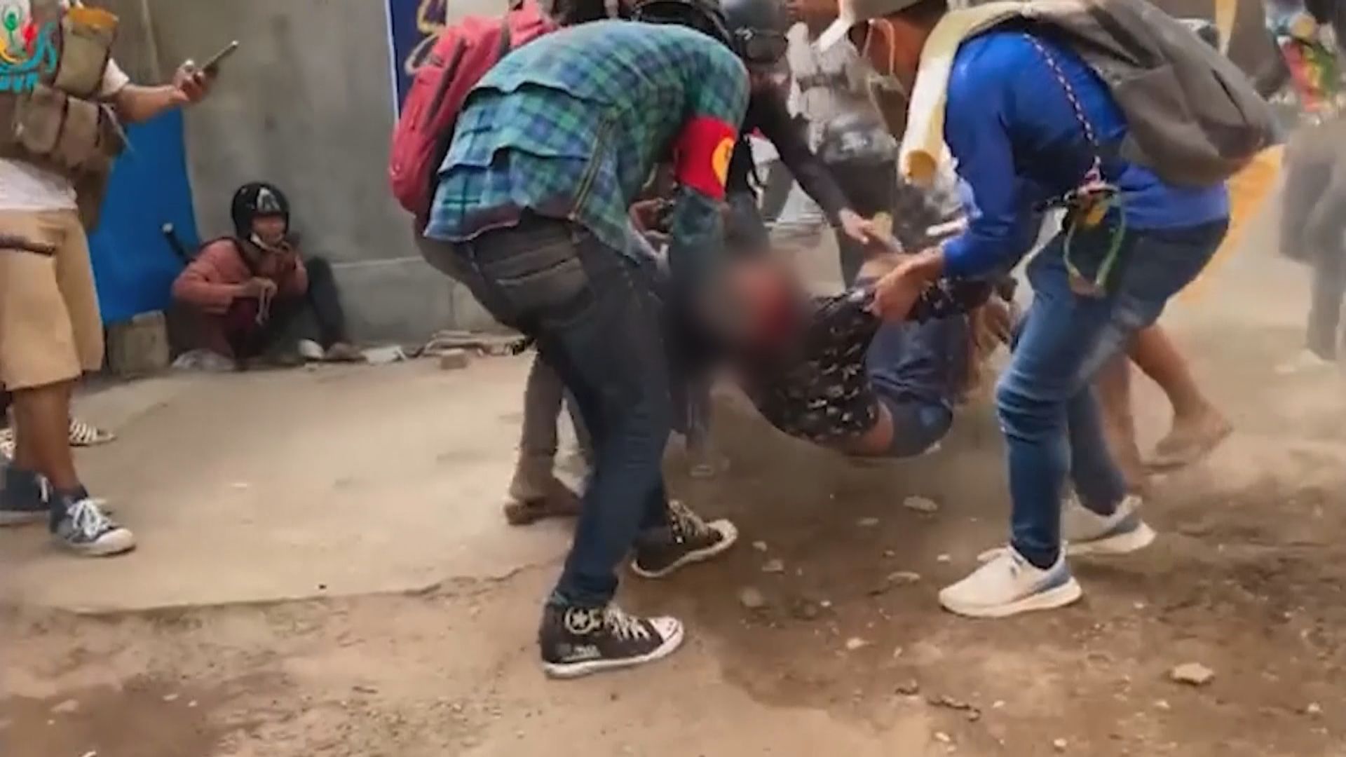 緬甸反軍事政變示威持續　軍警開槍鎮壓最少六死