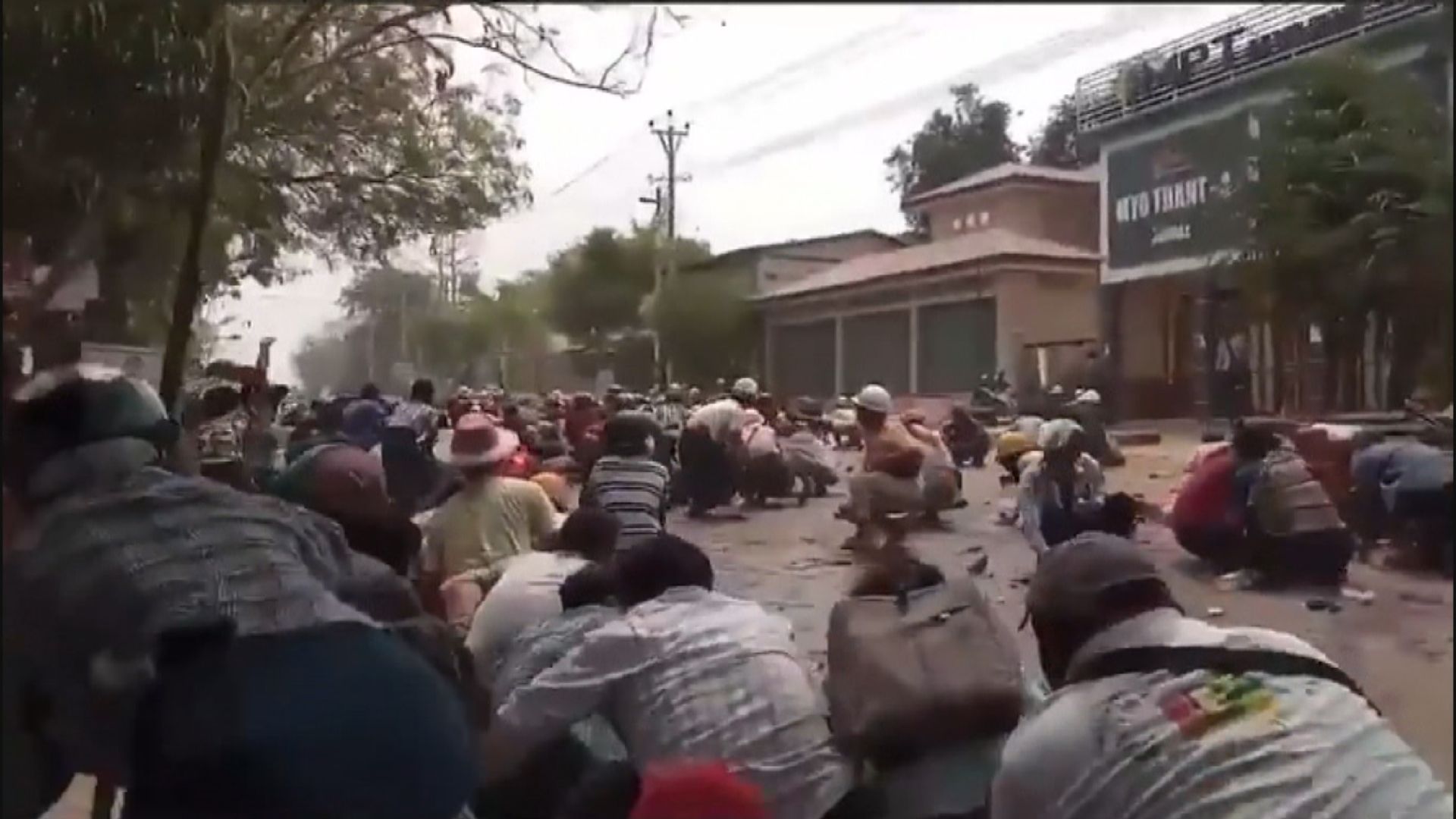 英籲身處緬甸公民盡快離開　南韓禁向緬甸出口武器