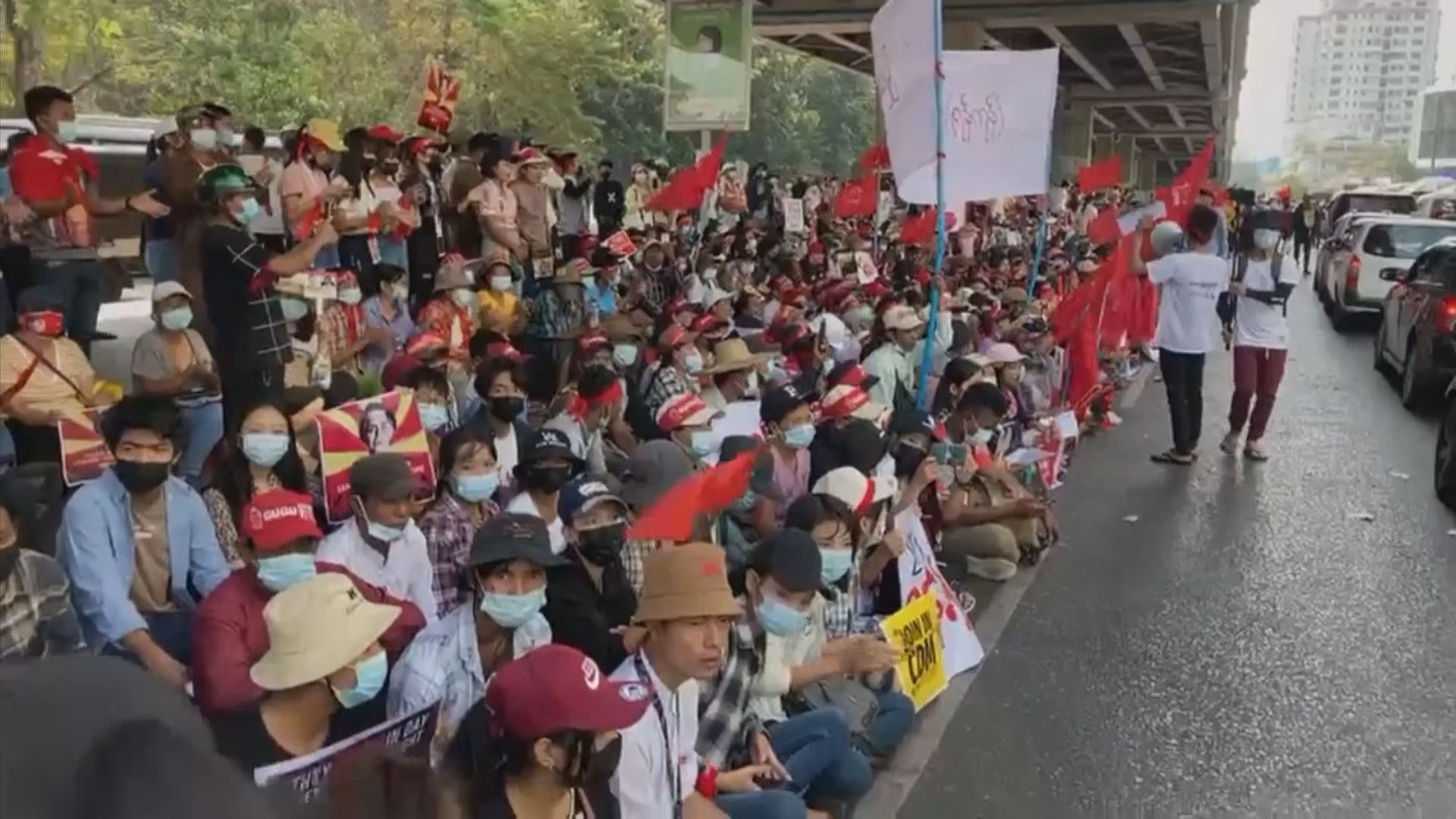 緬甸仰光續有抗議軍方政變示威