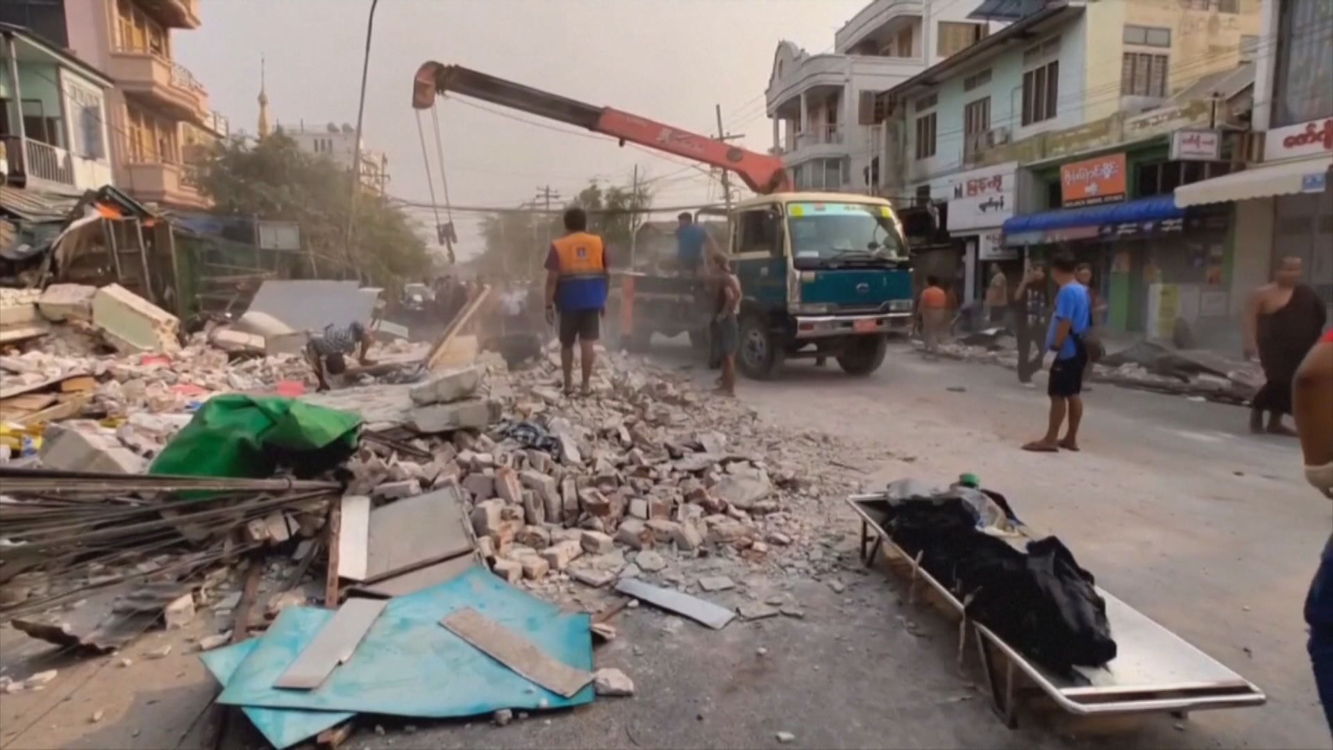 緬甸大地震｜強地震緬甸增至過千死　中方派出兩隊救援隊伍協助救災