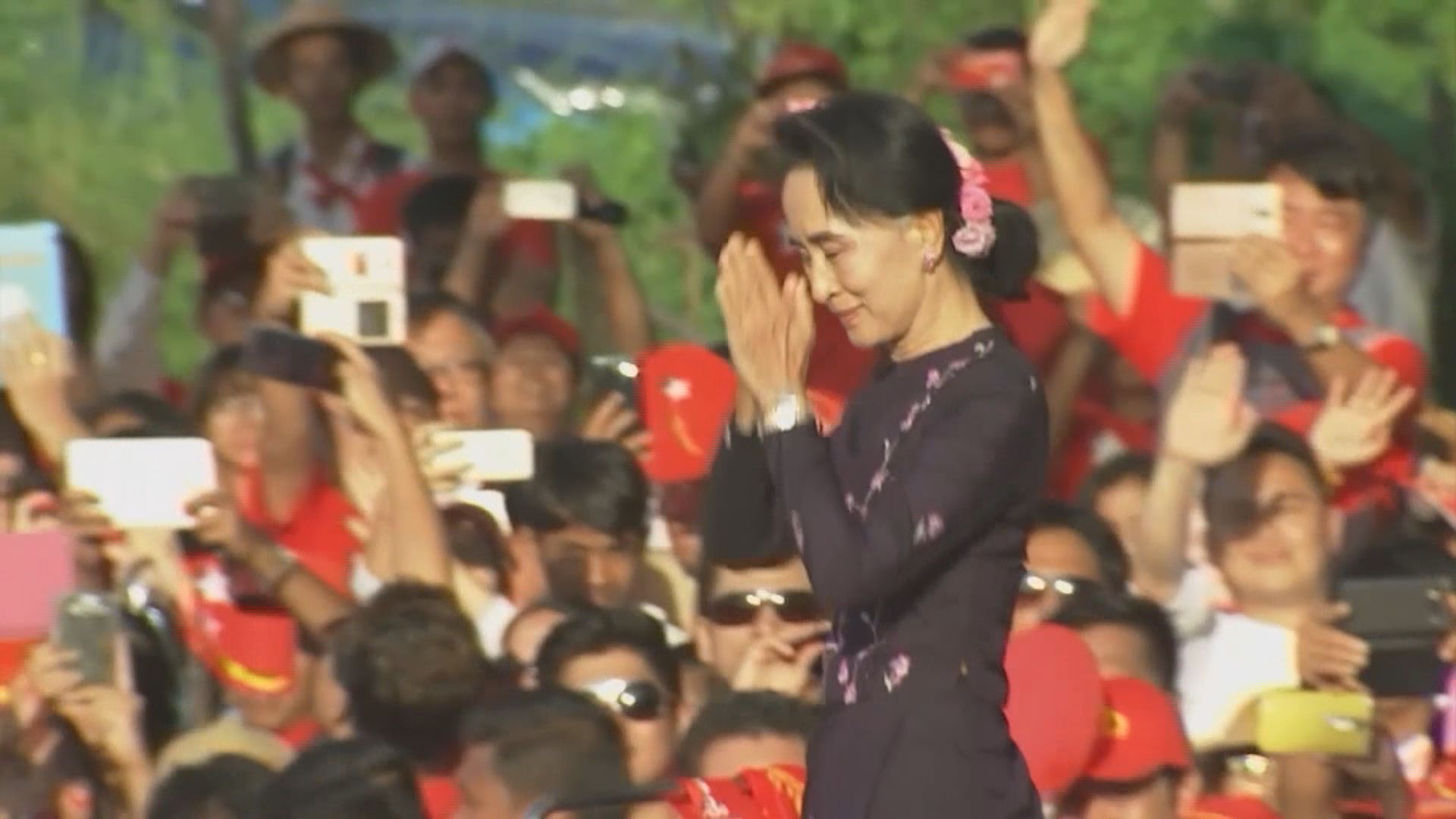 昂山素姬案件聆訊料下月底完結