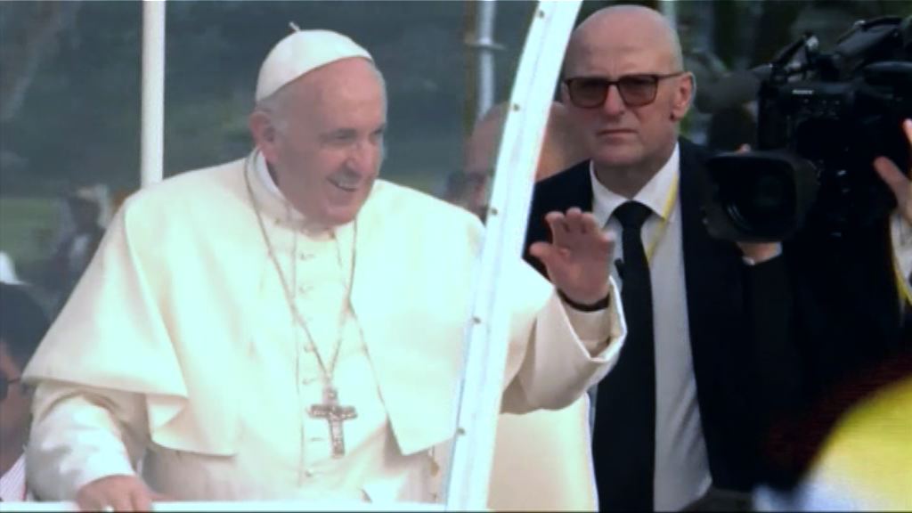 教宗方濟各首次於緬甸主持彌撒