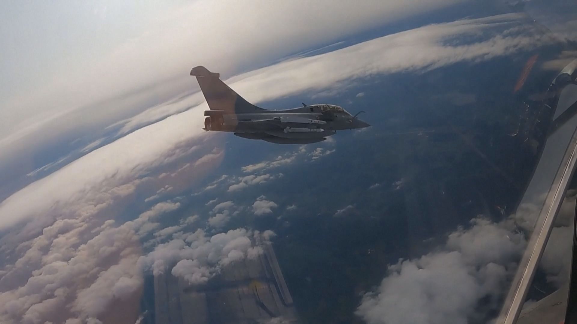 波蘭總統簽署決議　同意北約部隊駐紥波蘭領土