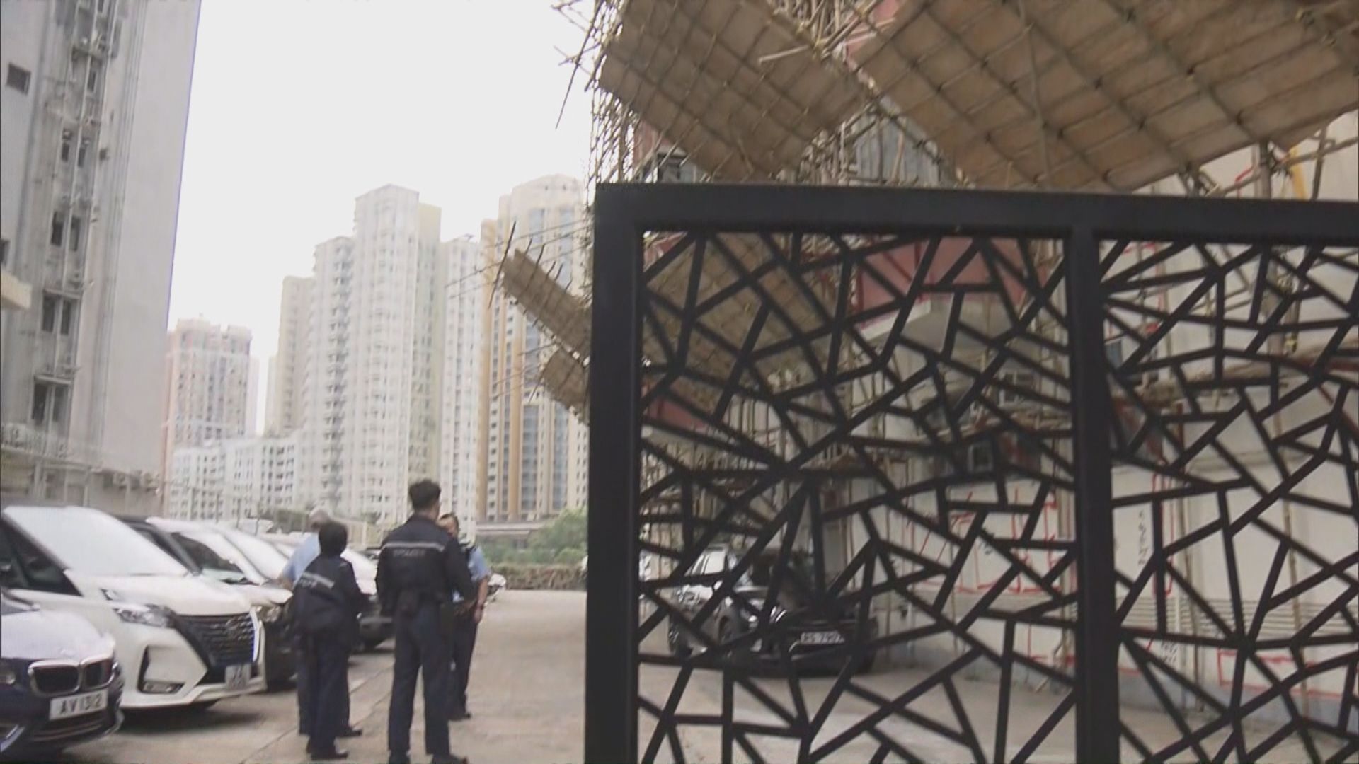 何文田維修中大廈圍網涉行使虛假文書　警方立案調查