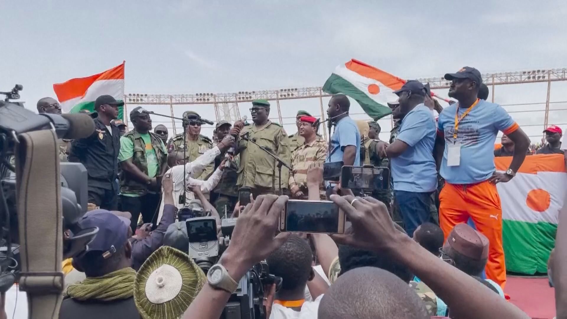 尼日爾關閉領空 直至另行通知