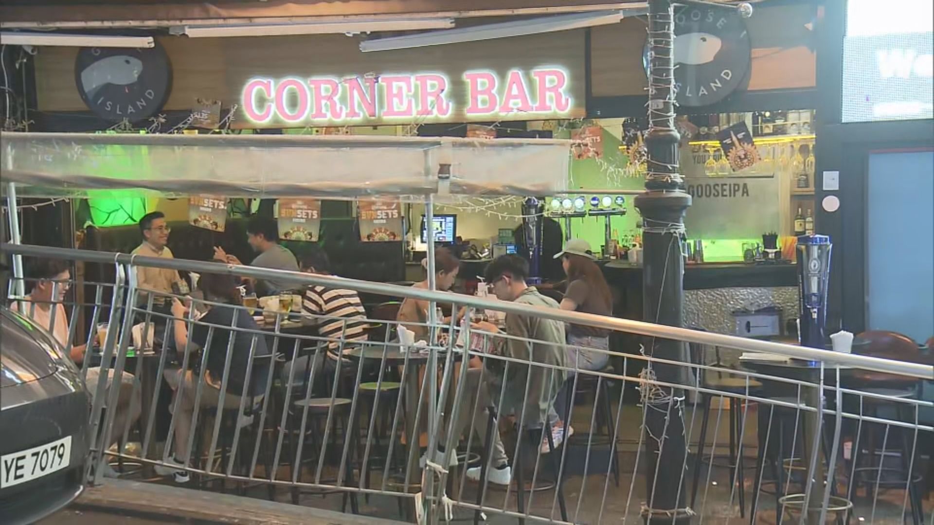 有市民認為香港夜繽紛活動能吸引年輕人消費 