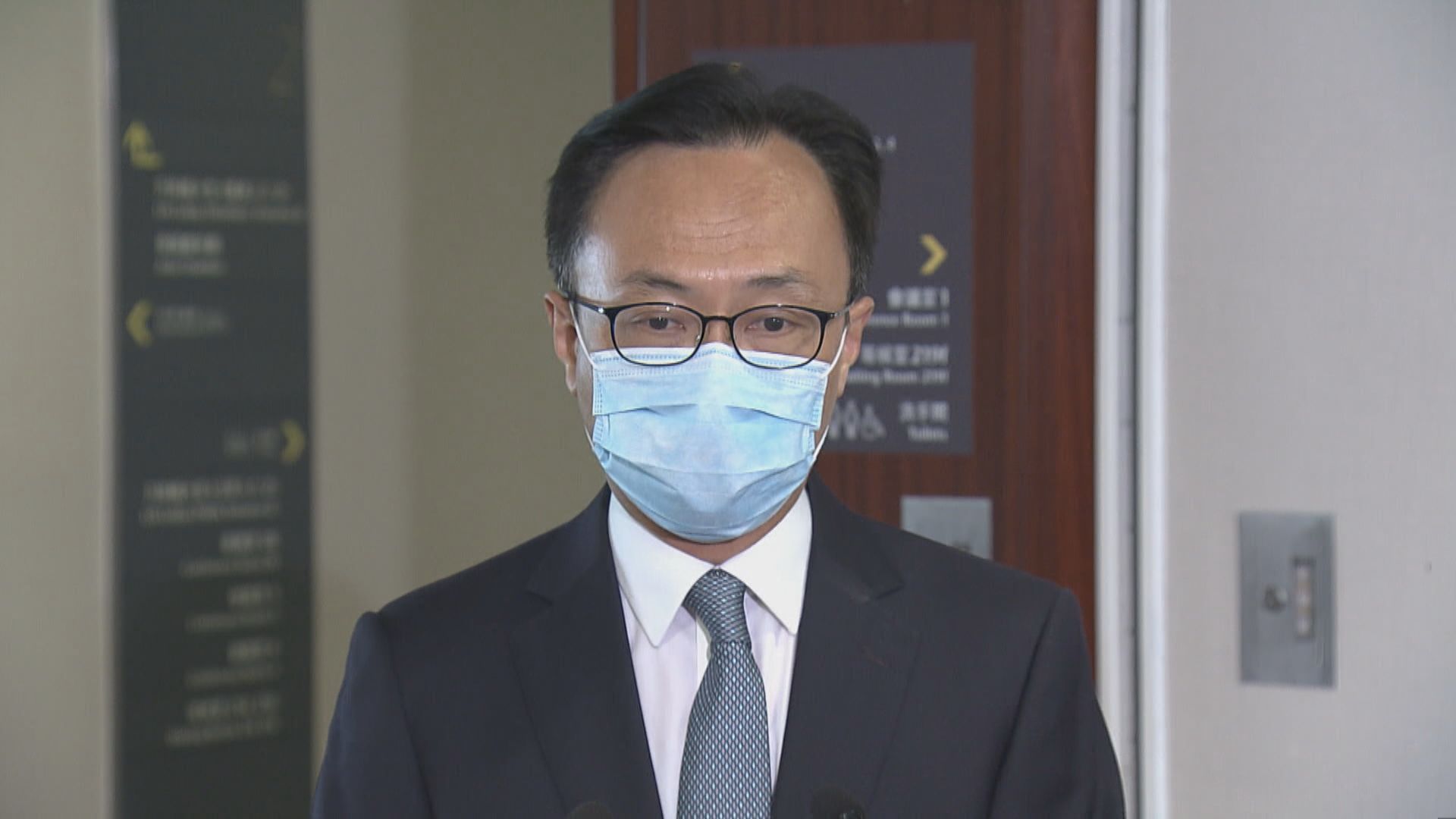 聶德權：三名官員接受款待不算接受利益　惟敏感度不足