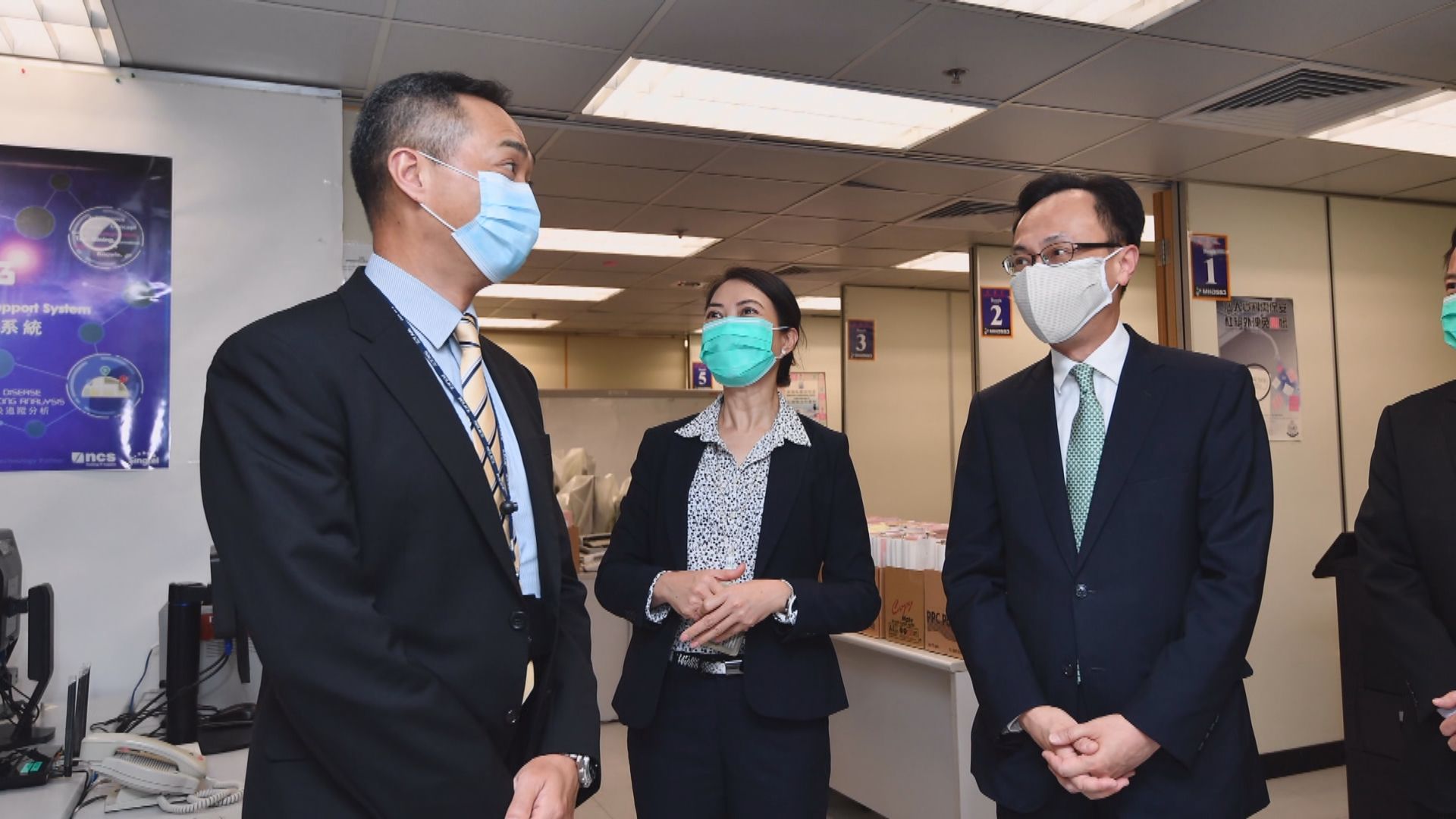 聶德權到訪警務處　了解警隊「超級電腦」