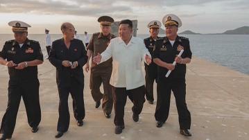 為新大型軍艦落成鋪路　金正恩要求建海軍基地城市