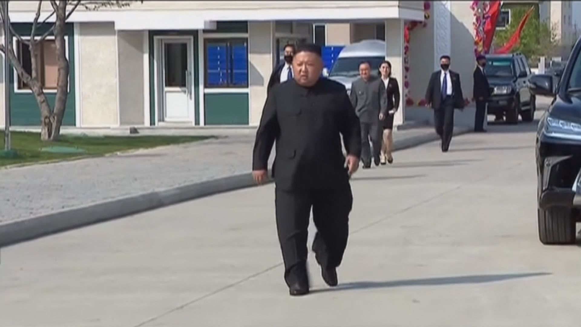 金正恩出席磷肥廠竣工儀式　行動自如打破病重傳言
