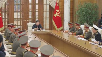 金正恩要求軍方對敵人實施毀滅性打擊