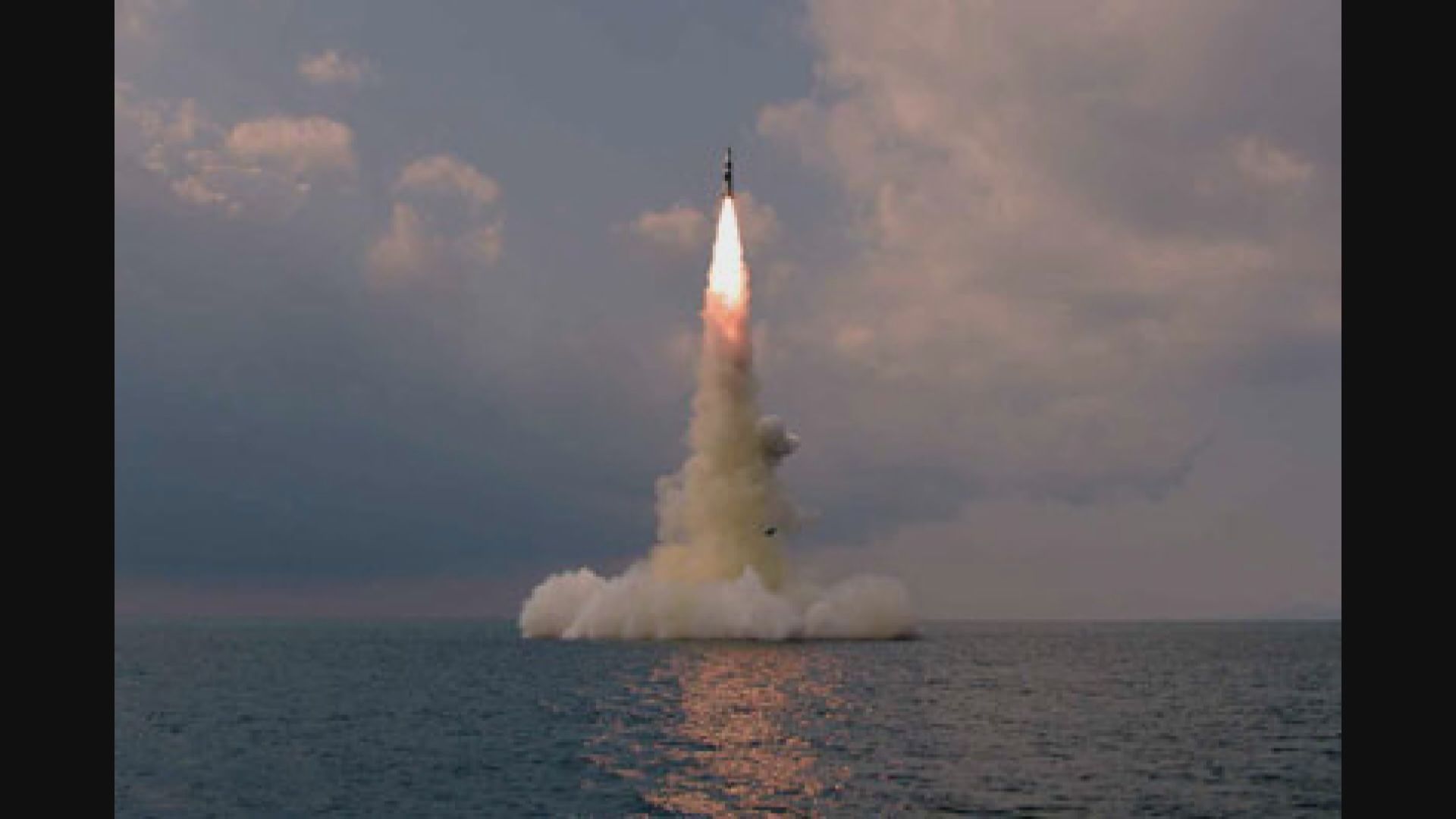 北韓證實試射潛射彈道導彈