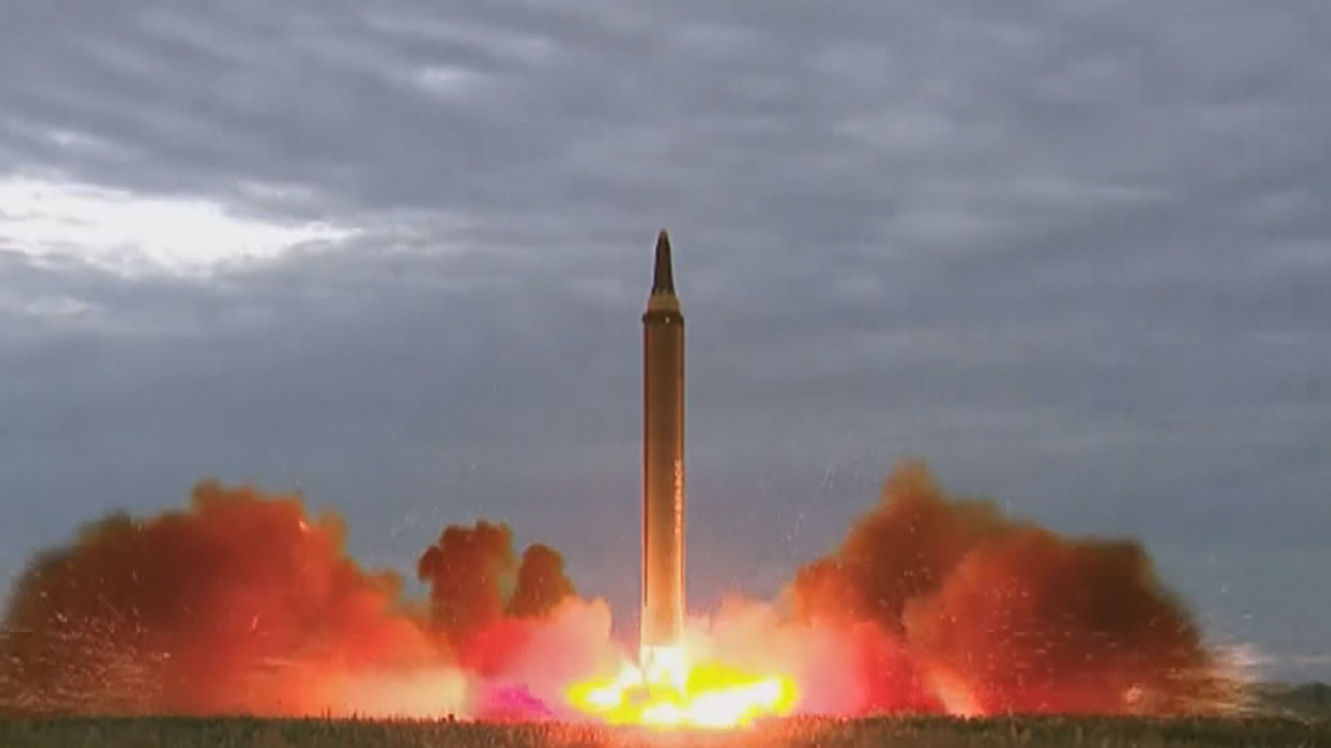 北韓向朝鮮半島東部海域發射彈道導彈