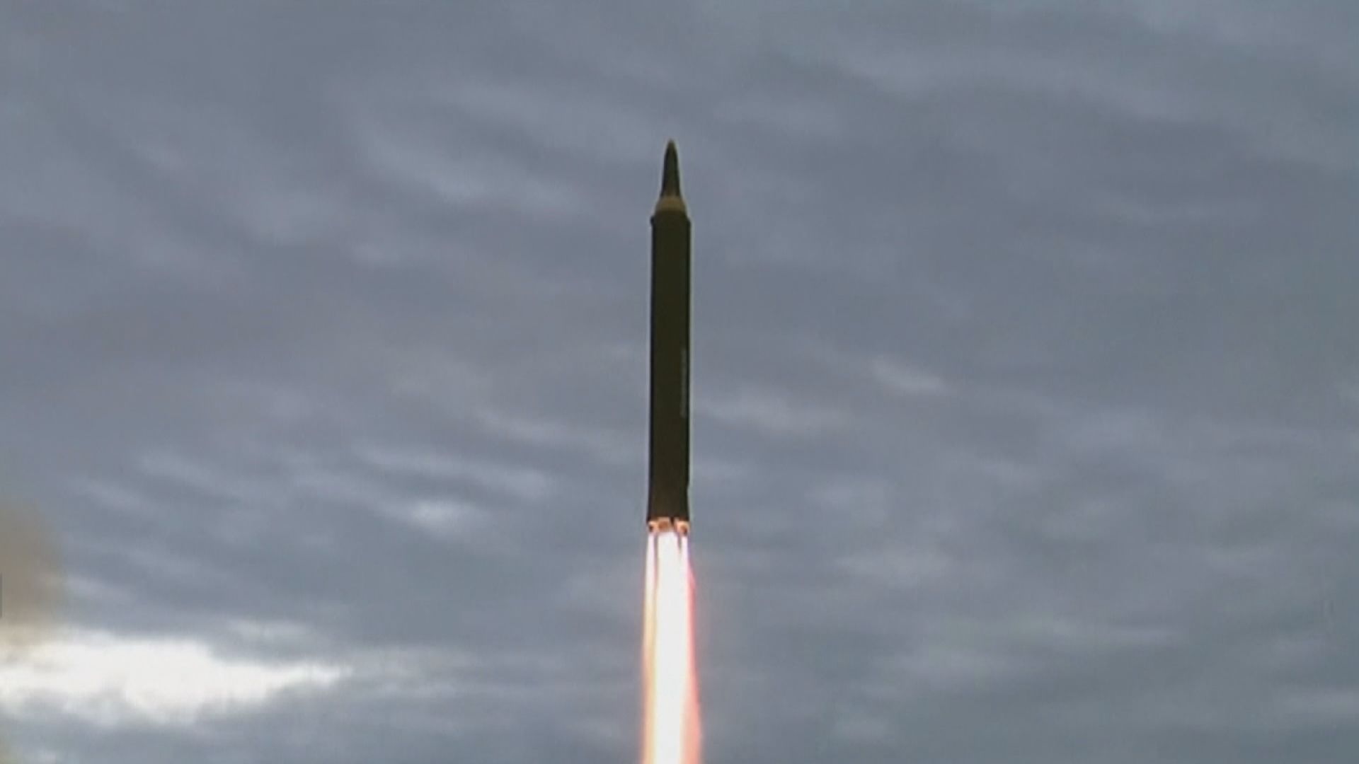 北韓發射彈道導彈　日本指導彈或飛越日本上空