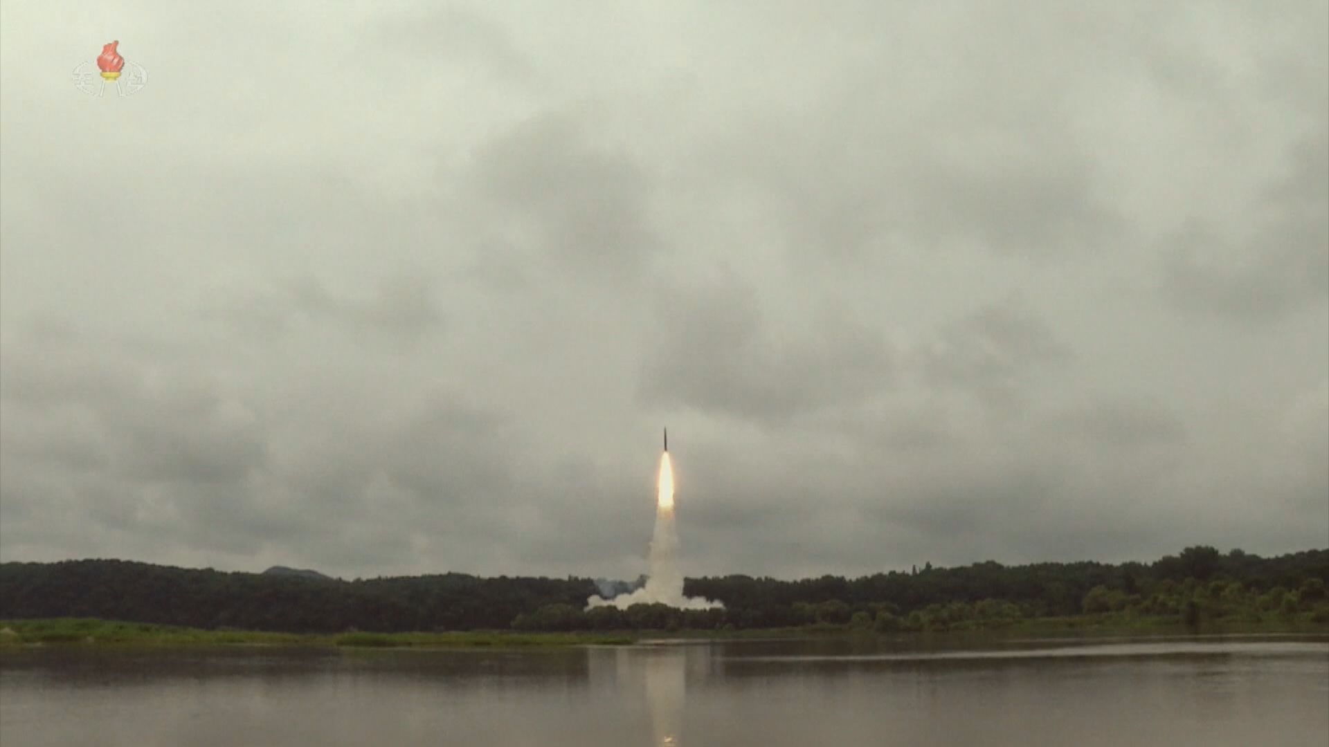 北韓周一晚再向東海發射兩支彈道導彈