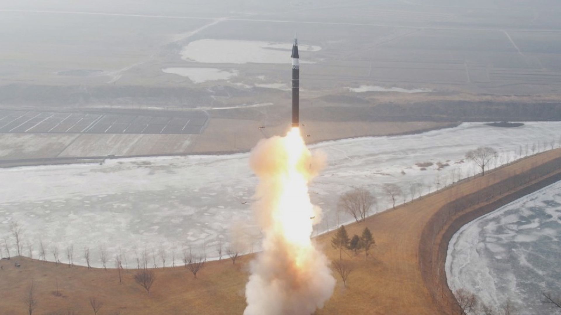 北韓證實試射新型中程高超音速彈道導彈