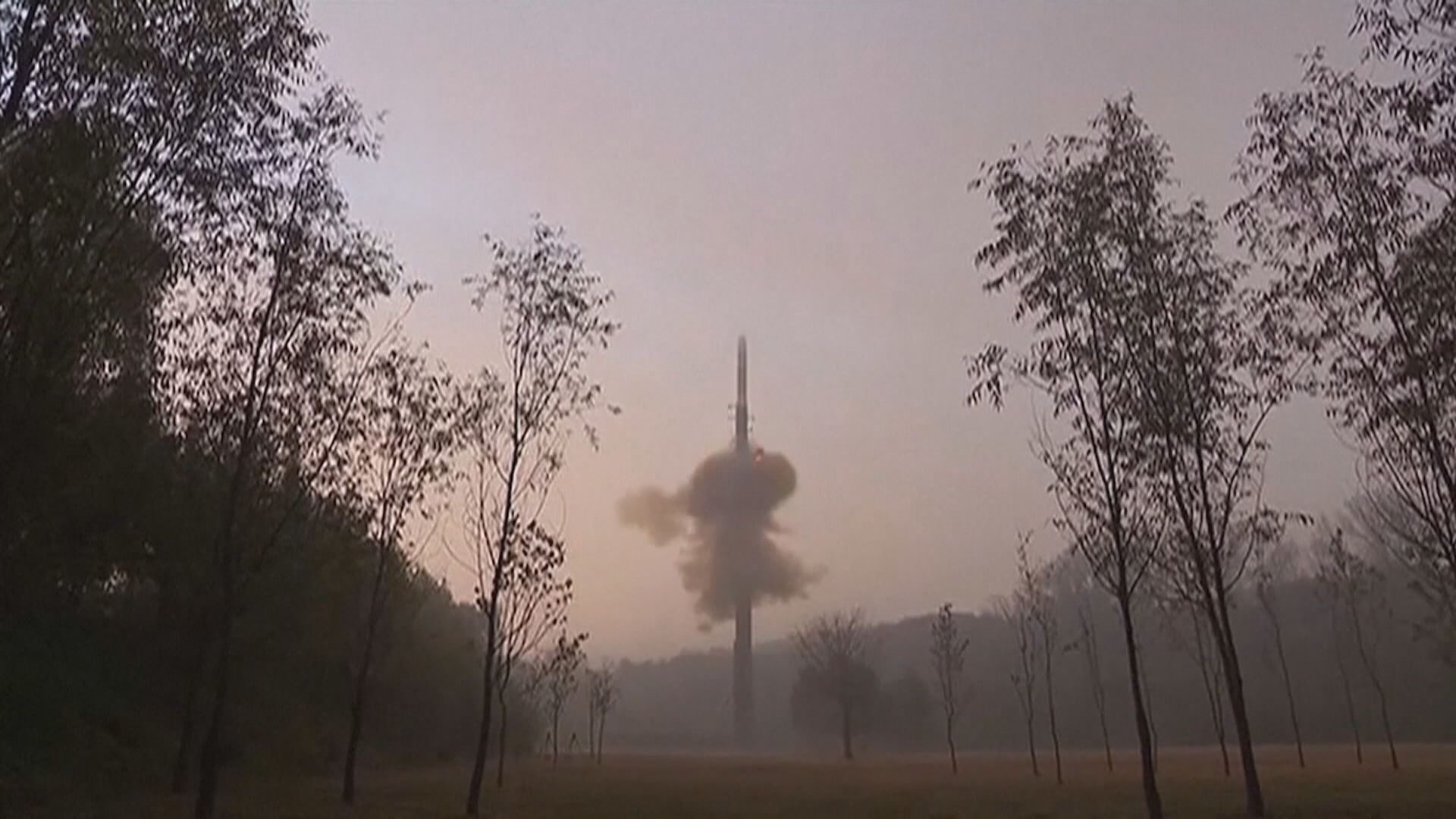 南韓軍方指北韓今晨向東部海域發射彈道導彈　日方指發射了兩枚