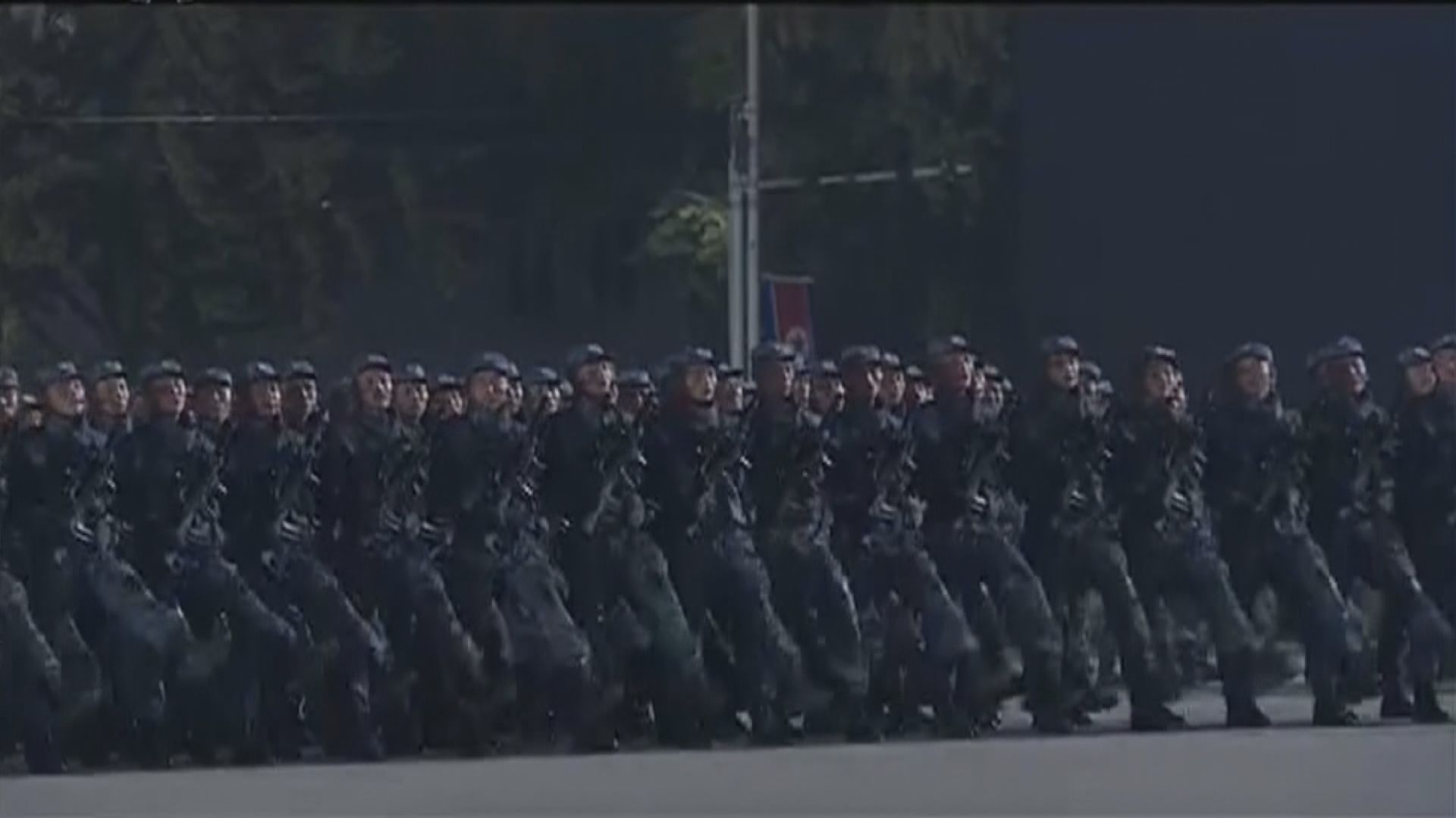 北韓勞動黨建黨75周年舉行閱兵