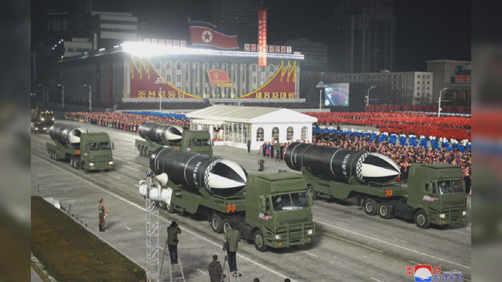 朝閱兵展示新型潛射導彈分析指金正恩或想展示軍政強勢