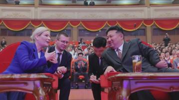 金正恩會見到訪的俄羅斯文化部長柳比莫娃