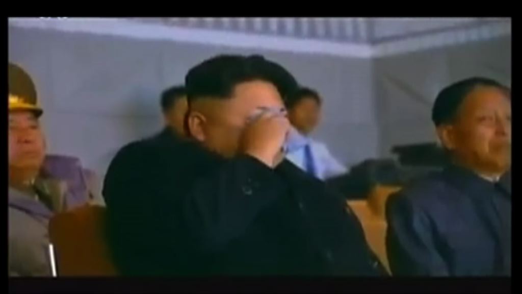 日媒：金正恩在宣傳片落淚爭取支持棄核
