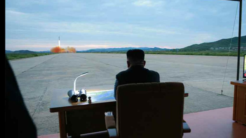 金正恩指導彈訓練為牽制關島前奏