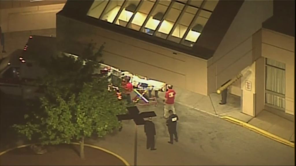 遭北韓判勞改大學生抵美後由救護車送院