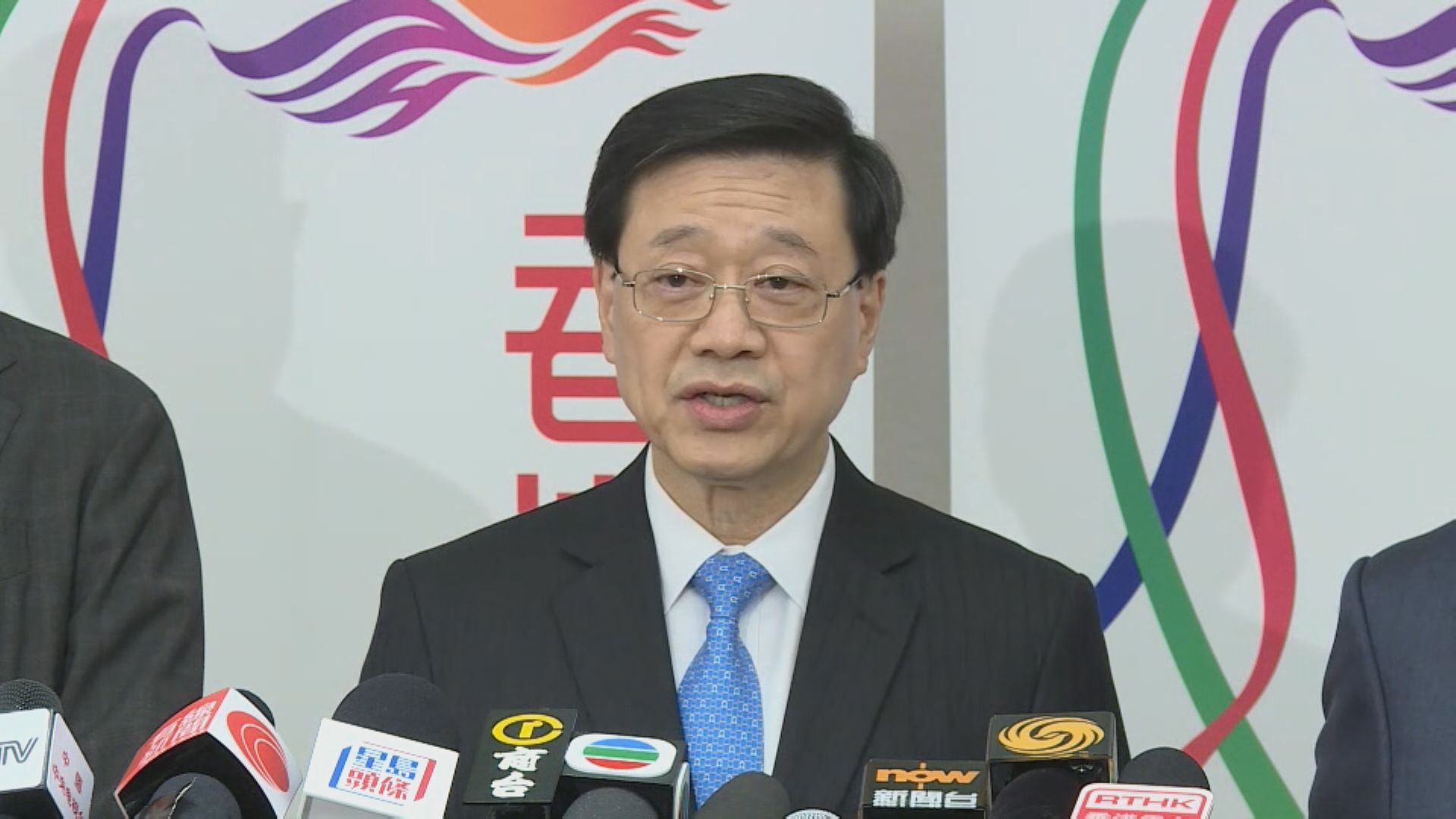 【原片】李家超新加坡見記者