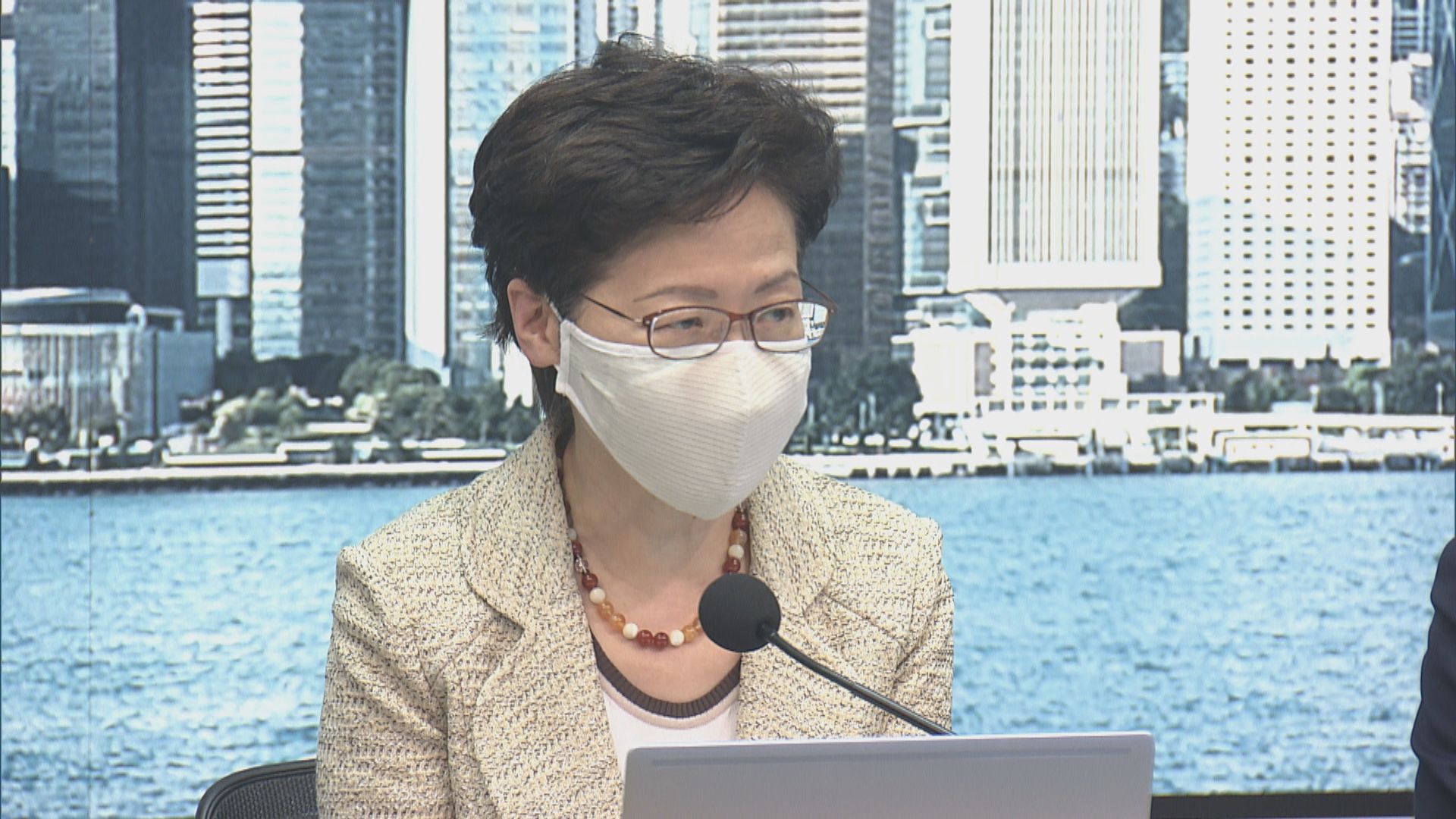 【最新】林鄭：下月一日開展普及社區檢測　爭取兩周內完成