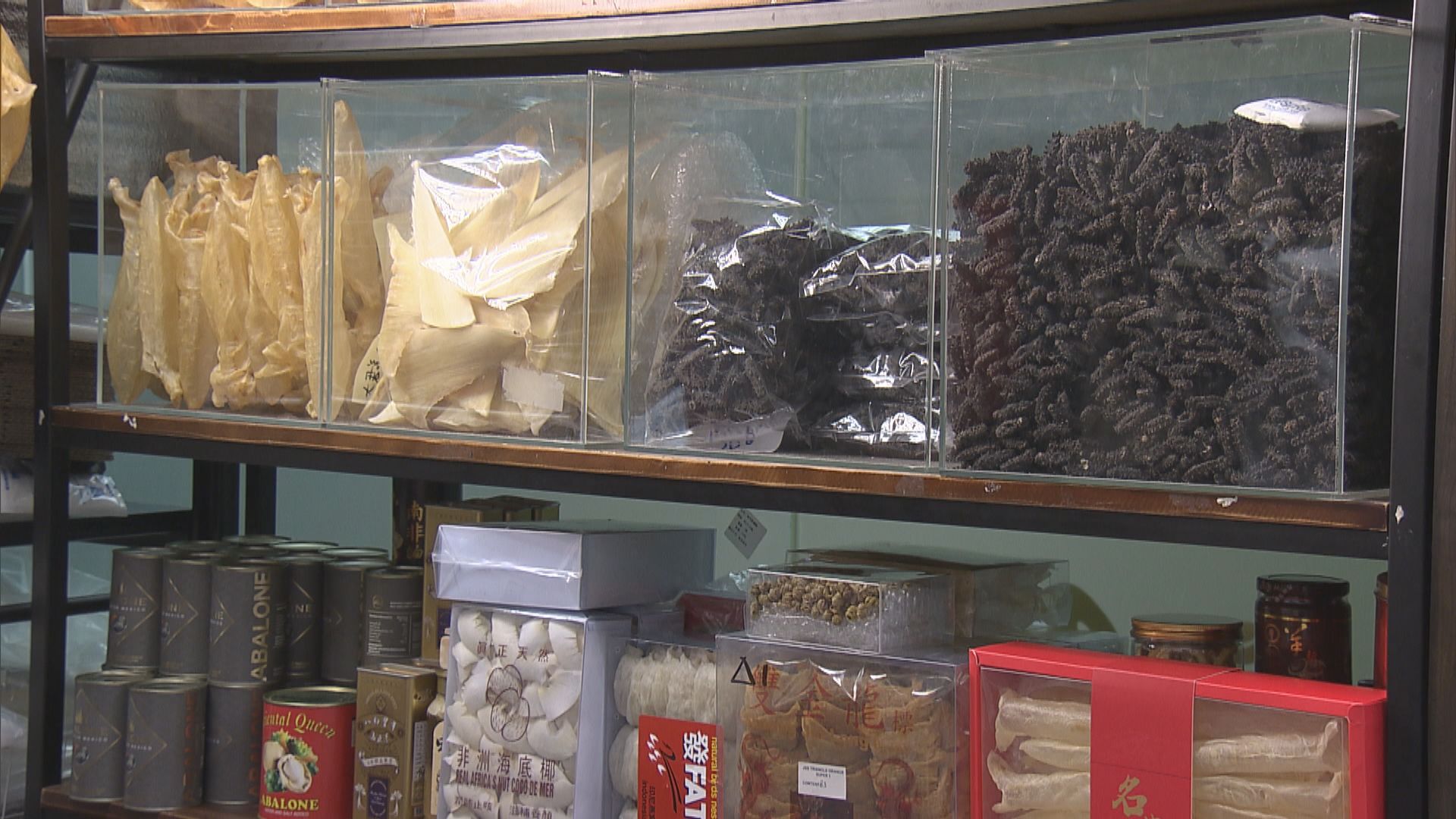 海味等貴價食材大受歡迎　市民花費數千元購買