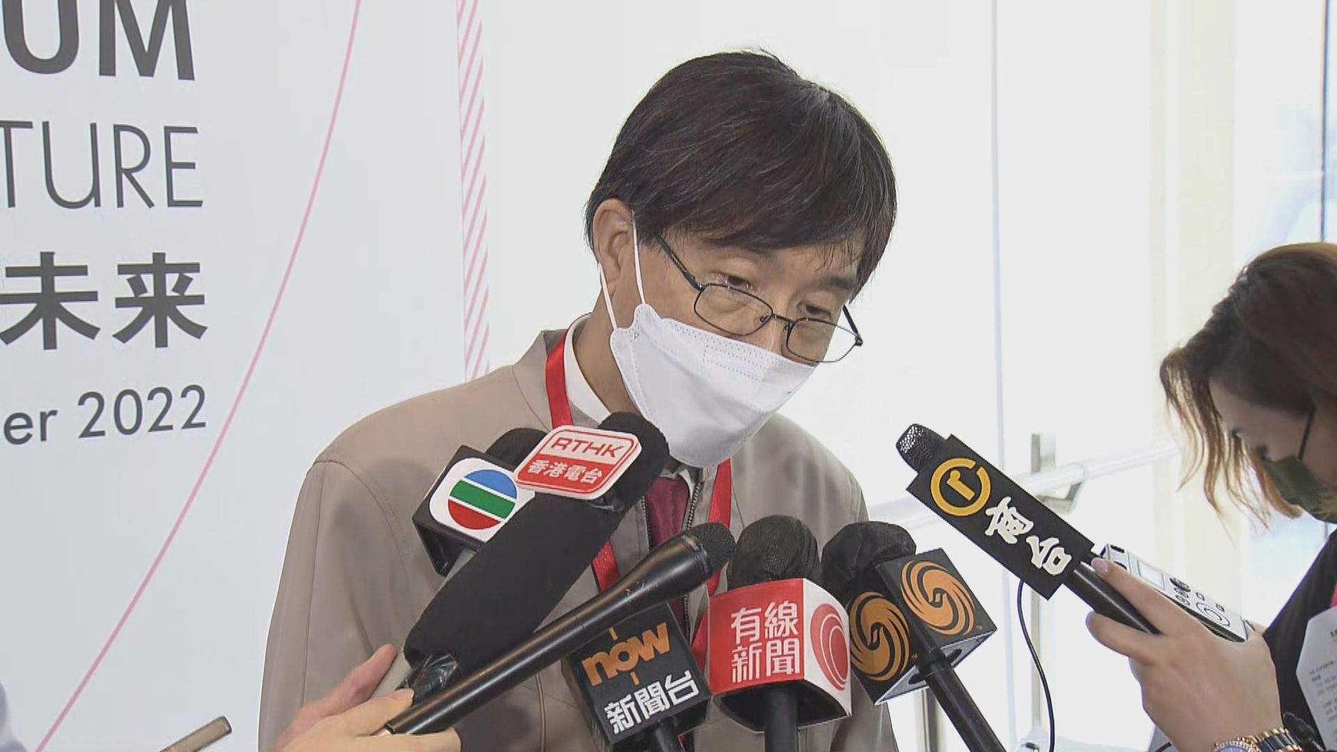 袁國勇：類鼻疽列須呈報傳染病將有助政府掌握情況