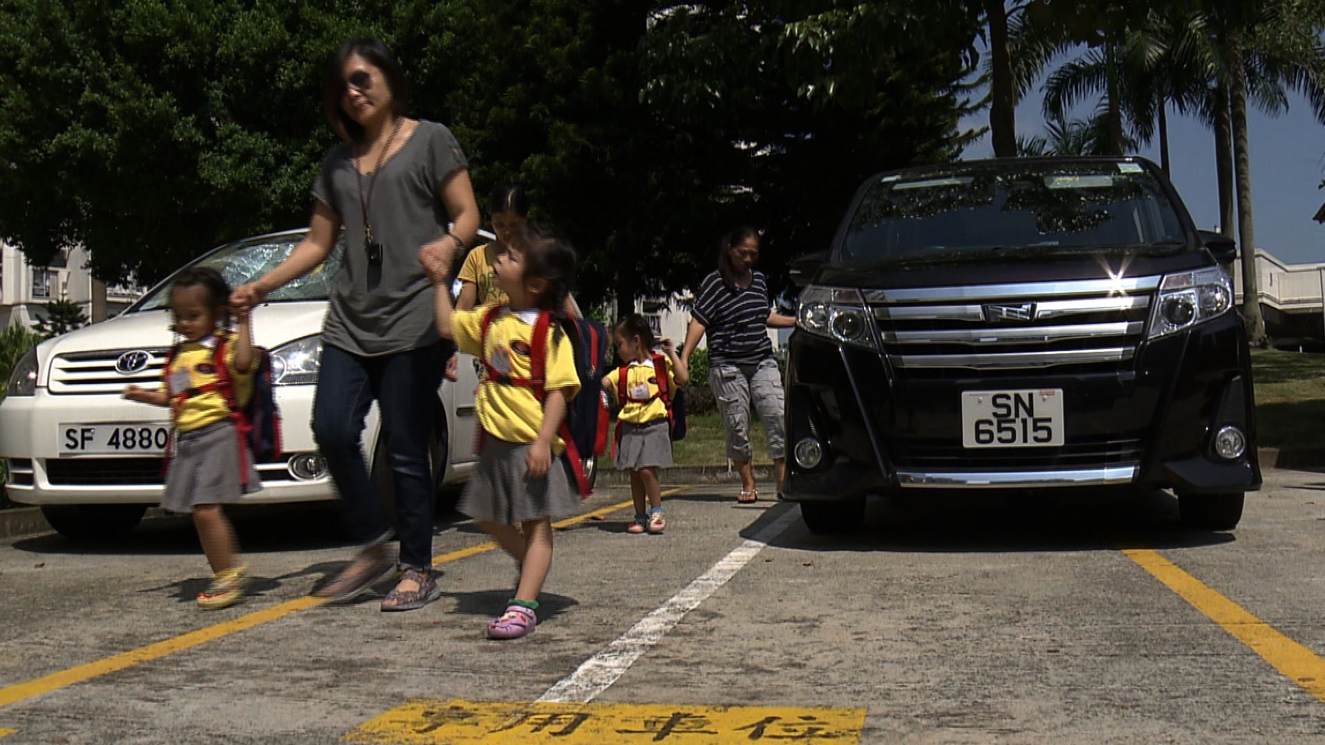 【經緯線】一年抱三(二)