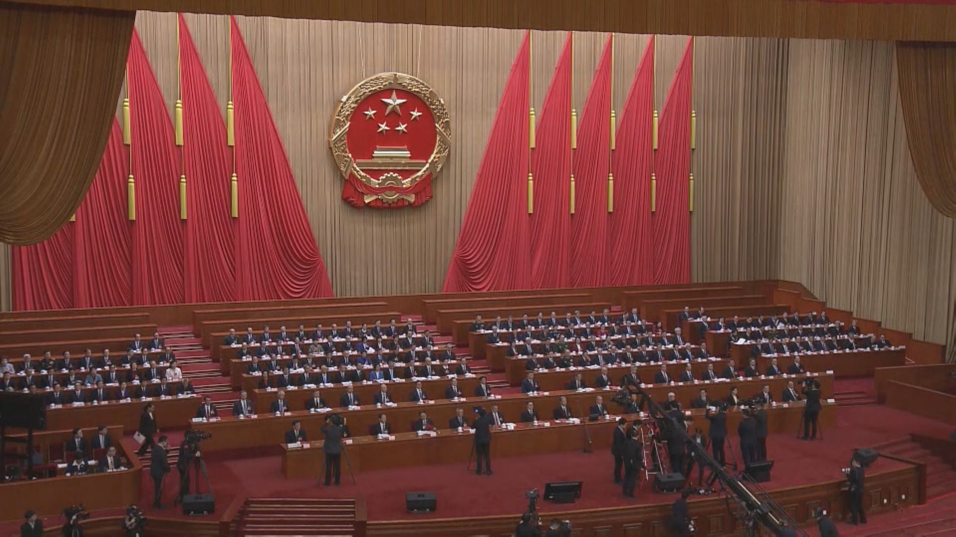 全國兩會｜十四屆全國人大第四次會議閉幕