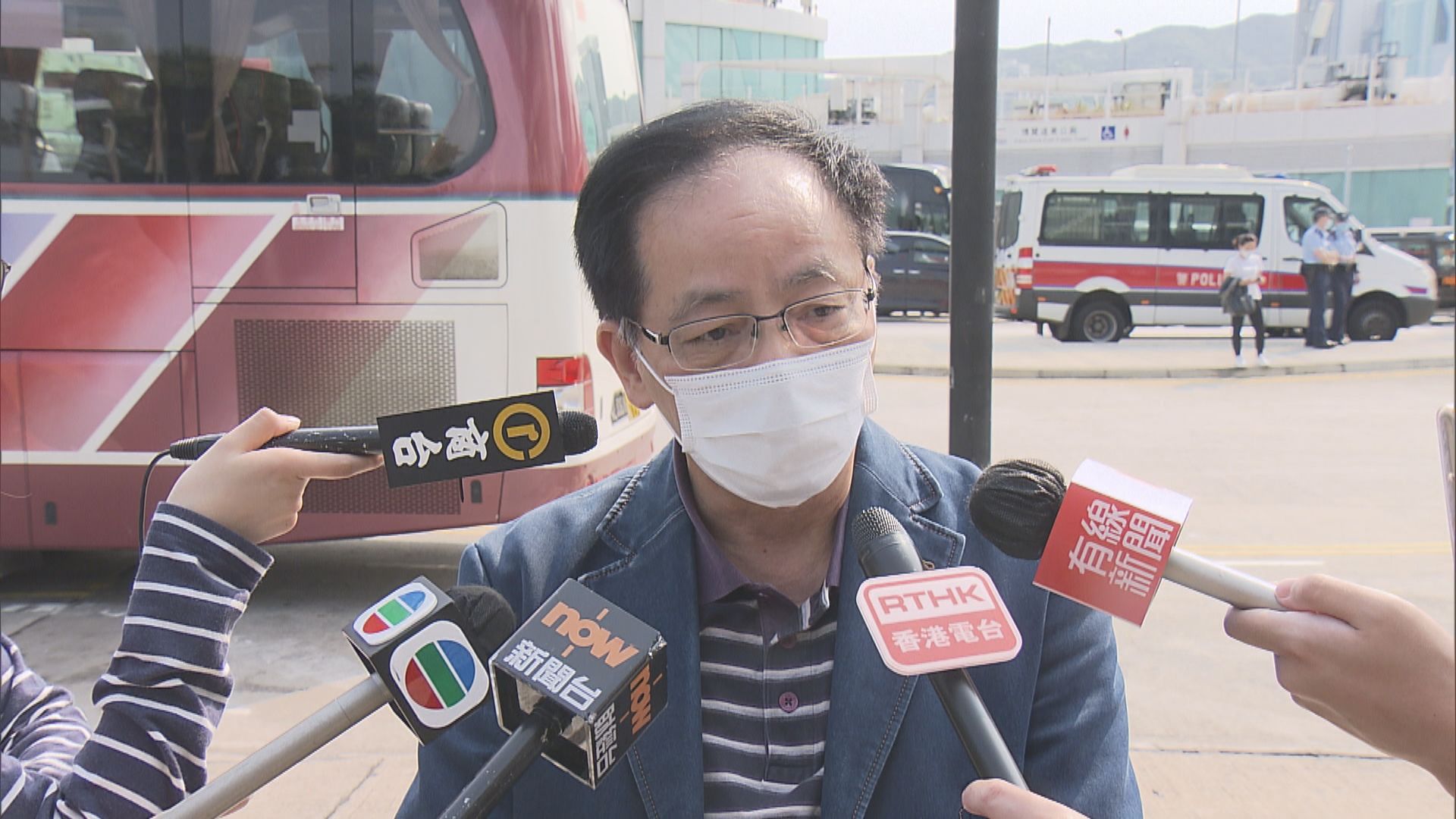 葉國謙：取消區議員在選委會議席機會高